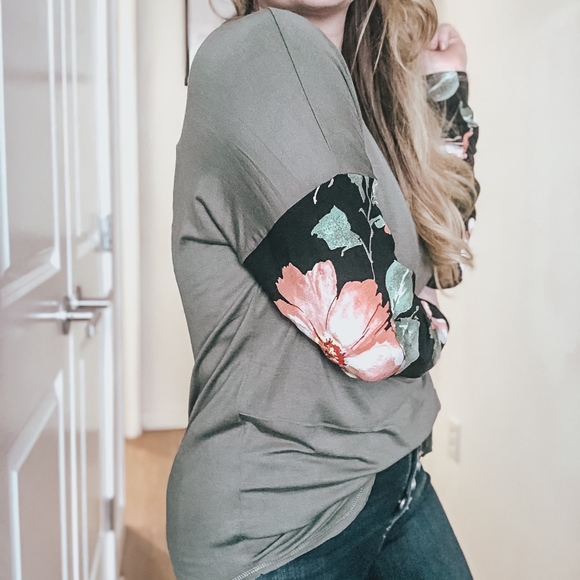 Carolyn Floral Long Sleeve Top - Picture 4 of 4